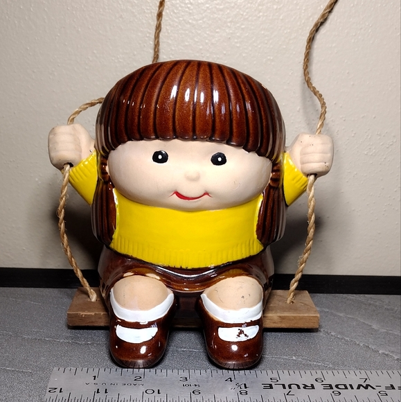 Vintage JSNY Taiwan Girl and Boy on a Swing Planters Set/2 - Picture 2 of 16